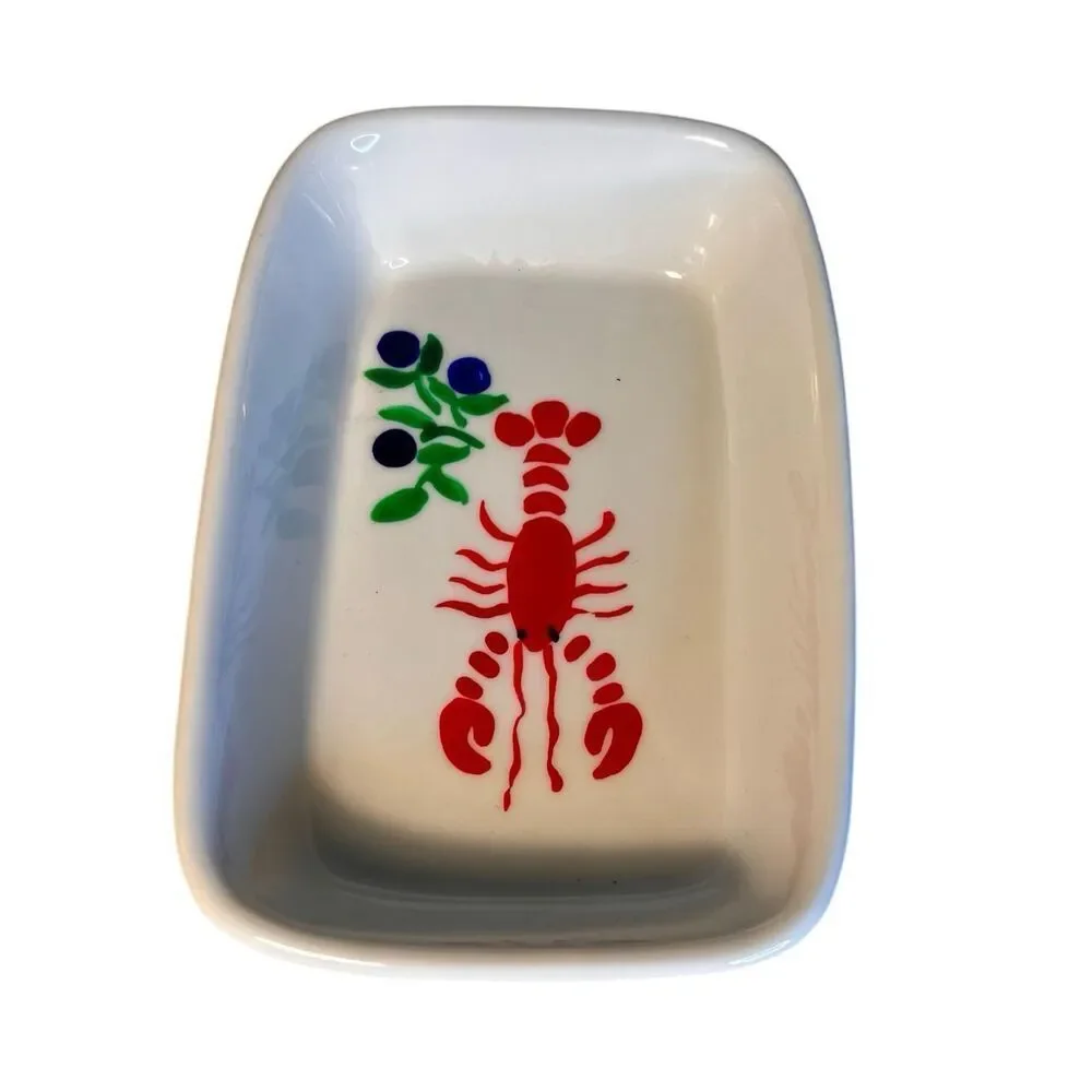 Crate & Barrel Nantucket Stoneware Lobster & Berry Motif Baking  Dish